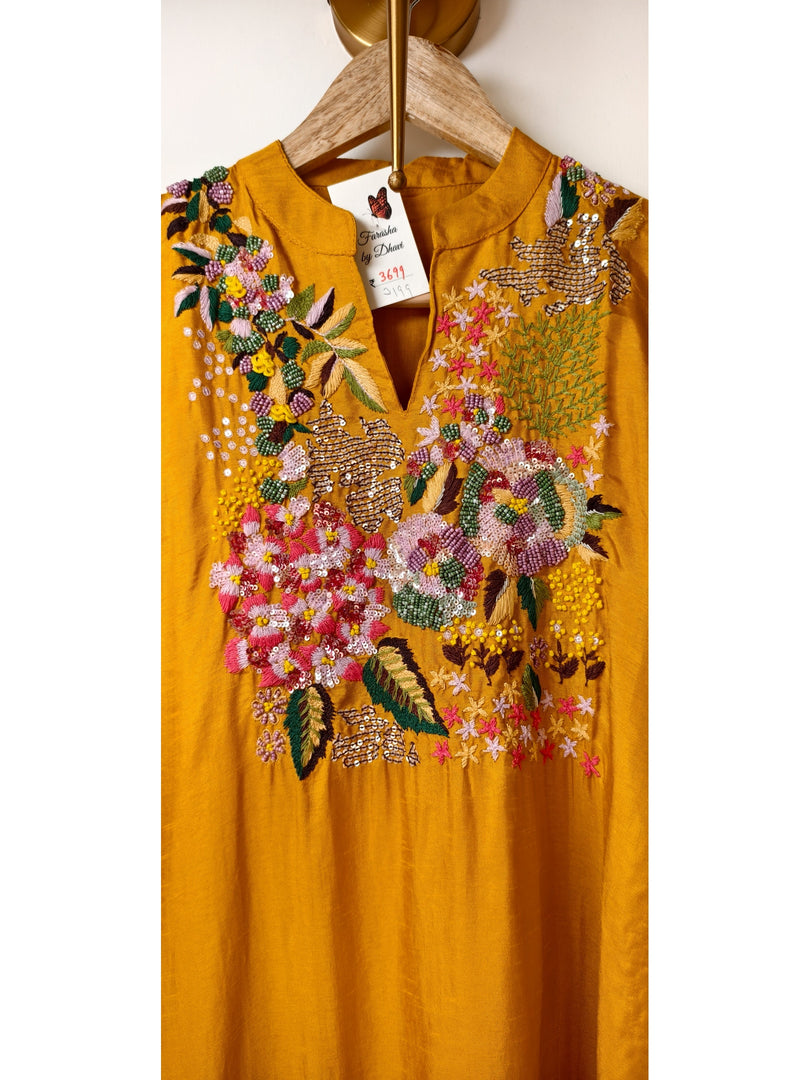 Dola silk cord set with lsequins and beadwork