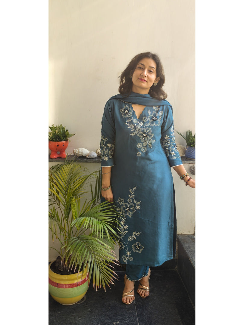 Dola silk suit in soft pastel shades
