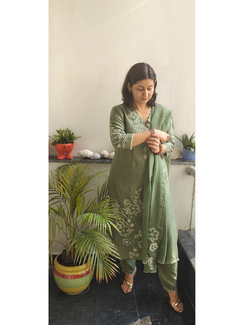 Dola silk suit in soft pastel shades