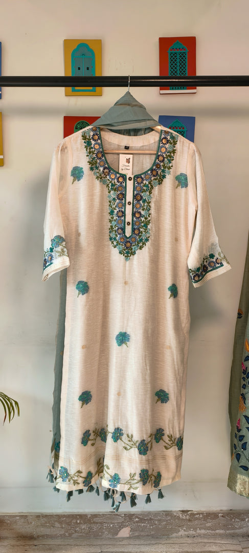 Off-white Chanderi suit with a Jamdani dupatta