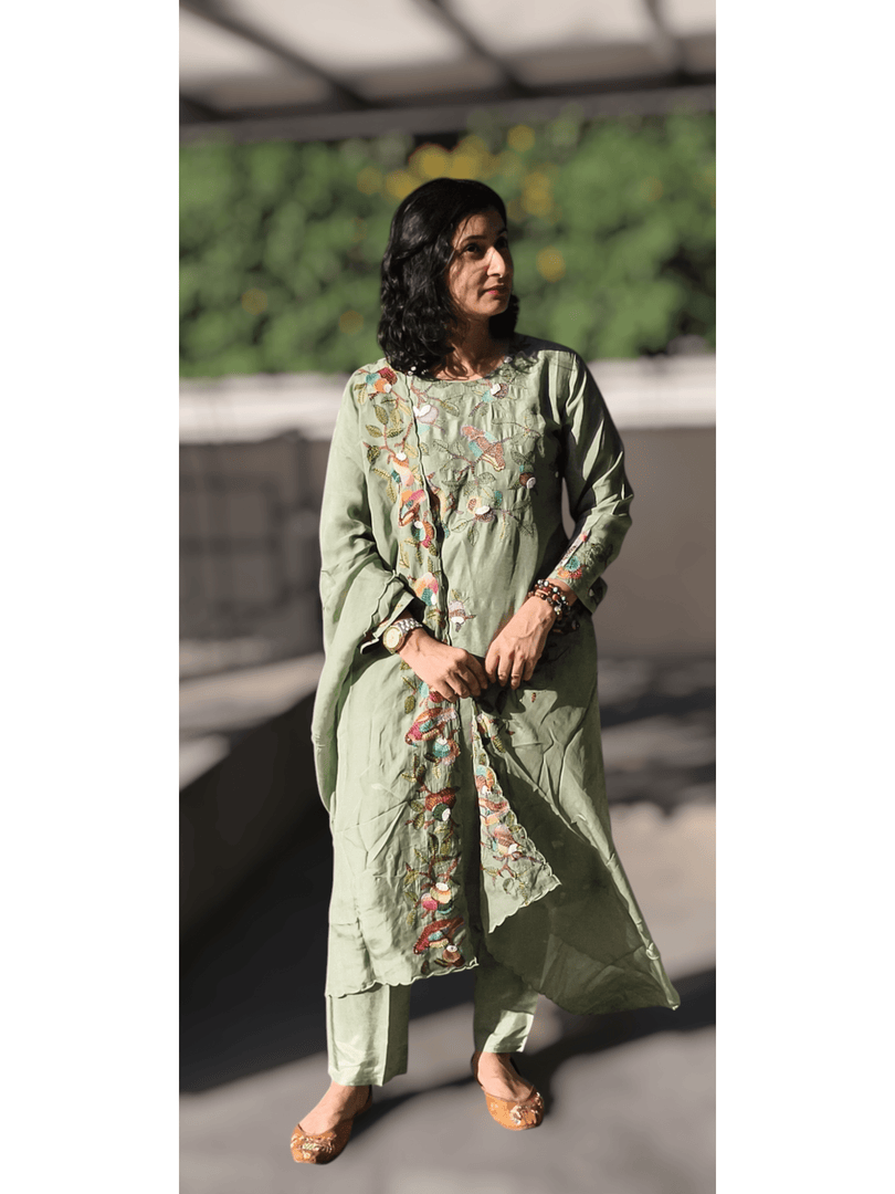 Kantha stitch green Dola silk 3 pc suit