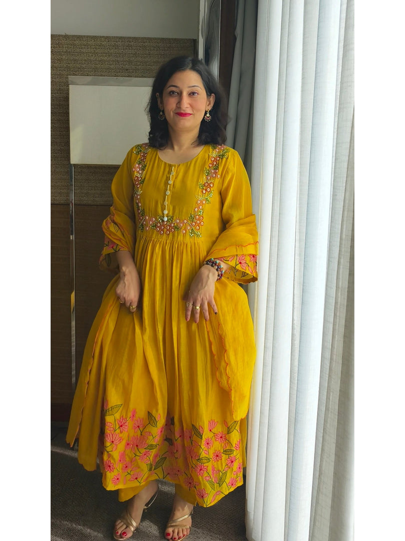 Yellow Mul Chanderi suit with lotus motifs
